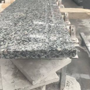 张掖芝麻白楼梯踏步 芙蓉白