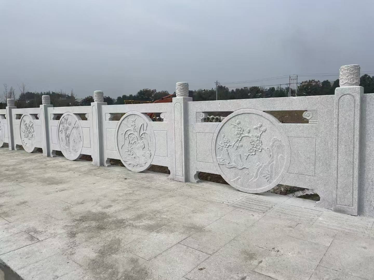 张掖芝麻白河道栏杆 石材栏杆