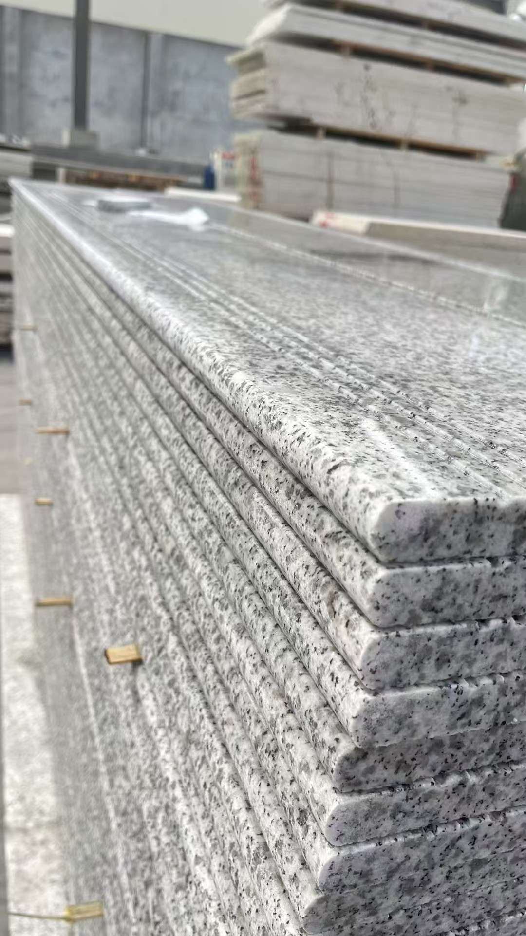 张掖芝麻白楼梯踏步 花岗岩楼梯板材